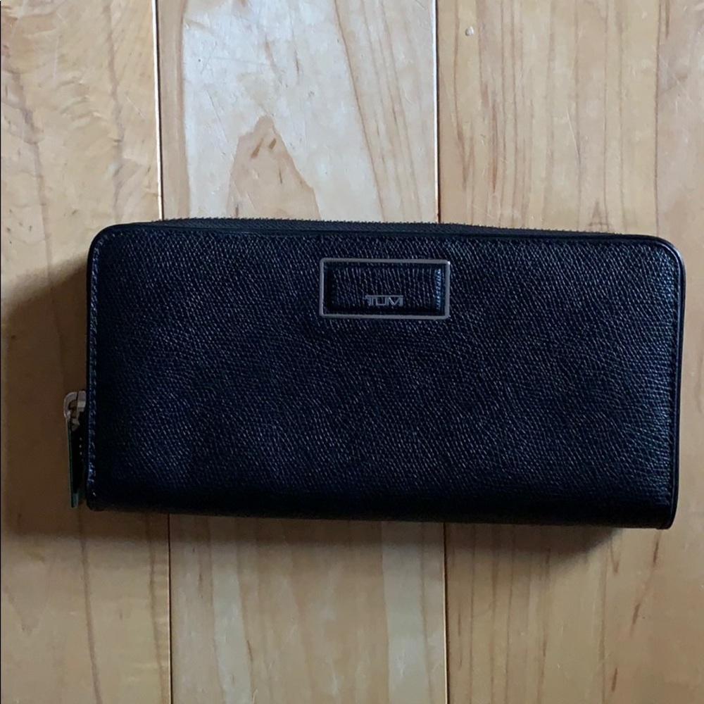 Tumi RFID Protection Wallet